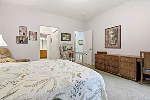 150 Green Commons Dr, Scott Township, PA 15243 - Photo 35