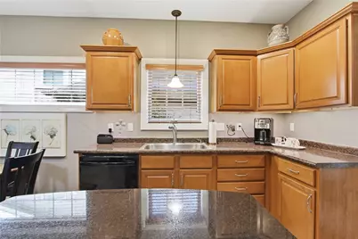 150 Green Commons Drive, Scott Township, PA 15243 - Photo 5