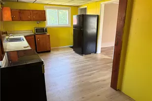 17 E Franklin St, Pittsburgh, PA 15315 - Photo 7