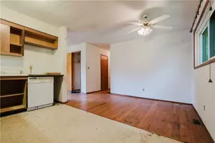 538 Steiner Bridge Rd, Valencia, PA 16059 - Photo 3