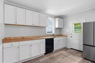 410 W 8th Ave, Tarentum, PA 15084 - Photo 17