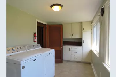 651 Liberty St, Grove City Boro, PA 16127 - Photo 21