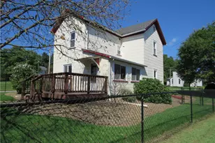 651 Liberty St, Grove City Boro, PA 16127 - Photo 7