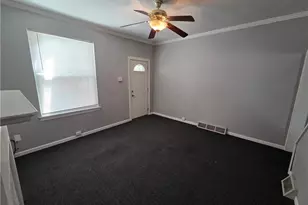4 Edith Pl, Pittsburgh, PA 15213 - Photo 3
