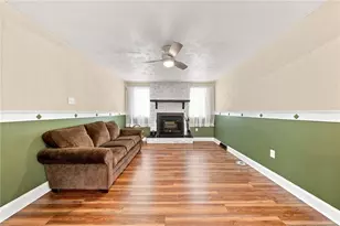 556 Anderson Ave, Pittsburgh, PA 15239 - Photo 11