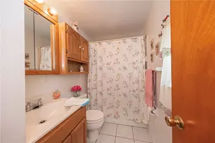 448 Rainier Dr, Pittsburgh, PA 15239 - Photo 25