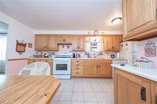 448 Rainier Dr, Pittsburgh, PA 15239 - Photo 7