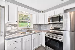 195 Lacock St, Canton Township, PA 15301 - Photo 7