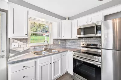 195 Lacock Street, Canton Township, PA 15301 - Photo 7