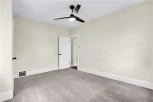 736 Market St, Bridgewater, PA 15009 - Photo 23