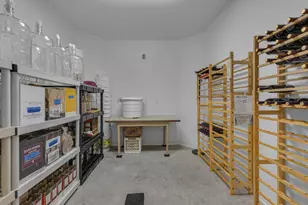 247 Patriot Ln, Economy, PA 15042 - Photo 29