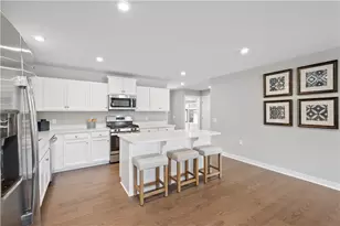 513 Fairway Dr, Rostraver, PA 15012 - Photo 3