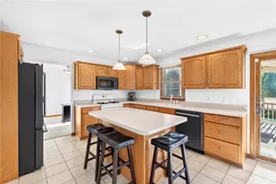1329 Samantha Way, North Huntingdon, PA 15642 - Photo 9