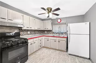 212 Lafferty St, Jeannette, PA 15644 - Photo 5
