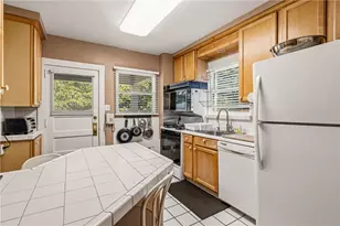 6667 Ridgeville, Pittsburgh, PA 15217 - Photo 13