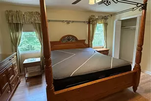 404 Country View Dr, Lower Burrell, PA 15068 - Photo 15