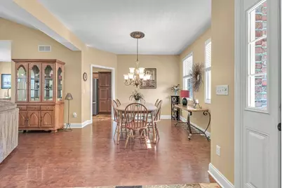 101 Sunray Dr, Center Township, PA 15001 - Photo 5