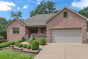 101 Sunray Dr, Center Township, PA 15001 - Photo 49