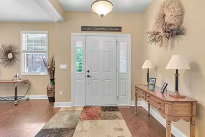101 Sunray Dr, Center Township, PA 15001 - Photo 3