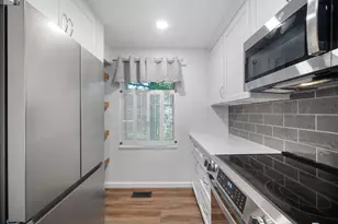 403 Scott Ln, Peters Township, PA 15367 - Photo 7