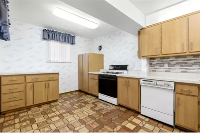 224 Kingston Dr, Wilkins Township, PA 15235 - Photo 13