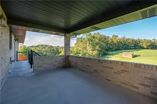 1217 Hillview Dr, North Huntingdon, PA 15642 - Photo 25