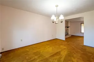 1217 Hillview Dr, North Huntingdon, PA 15642 - Photo 7