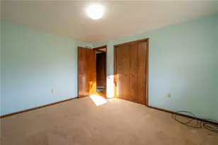 1217 Hillview Dr, North Huntingdon, PA 15642 - Photo 17