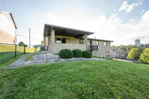 1217 Hillview Dr, North Huntingdon, PA 15642 - Photo 27