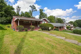 150 Queenston Dr, Wilkins Township, PA 15235 - Photo 1