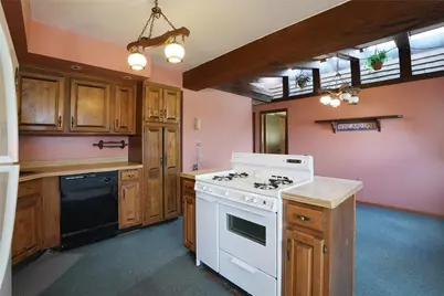 150 Queenston Dr, Wilkins Township, PA 15235 - Photo 15