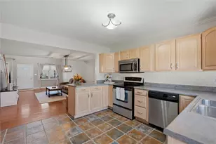 193 Cambria Hill Dr, Tarentum, PA 15084 - Photo 5