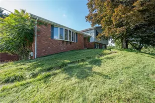 113 Sterling Run Rd, Hempfield Township, PA 15601 - Photo 1