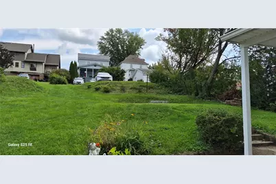 904 N Jefferson St, Connellsville, PA 15425 - Photo 9