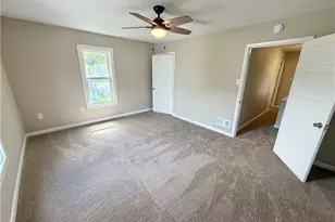 1112 Pollock Ave, New Castle, PA 16101 - Photo 15
