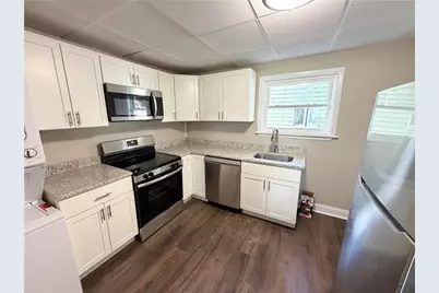 1112 Pollock Ave, New Castle, PA 16101 - Photo 9