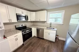 1112 Pollock Ave, New Castle, PA 16101 - Photo 9