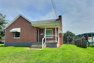 42 N Main St, Fairchance, PA 15436 - Photo 1