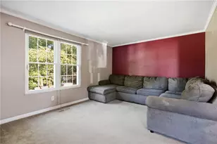 322 Parkwood Dr, Cranberry Township, PA 16066 - Photo 9