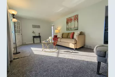 739 Darlington St, Carnegie, PA 15106 - Photo 9