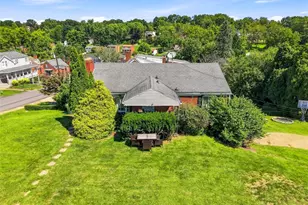 5835 Keystone Dr, Bethel Park, PA 15102 - Photo 29