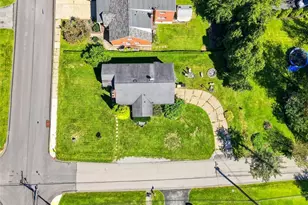 5835 Keystone Dr, Bethel Park, PA 15102 - Photo 47