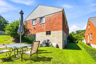 5835 Keystone Dr, Bethel Park, PA 15102 - Photo 5