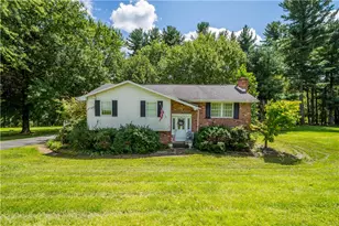 7 Van Buren St, Cokeburg, PA 15324 - Photo 1