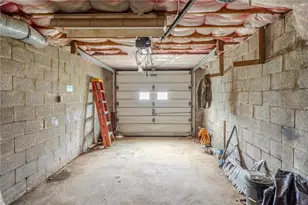 720 Park Ave, Belle Vernon, PA 15012 - Photo 17