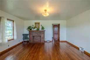 720 Park Ave, Belle Vernon, PA 15012 - Photo 3