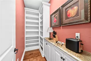 4800 Stonebridge Dr, Hampton, PA 15044 - Photo 11
