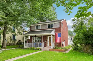 538 10th St, Oakmont, PA 15139 - Photo 1
