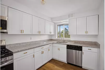 203 Birmingham Ave, Pittsburgh, PA 15210 - Photo 11