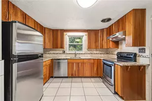 1318 Ridgewood Dr, Pittsburgh, PA 15101 - Photo 9